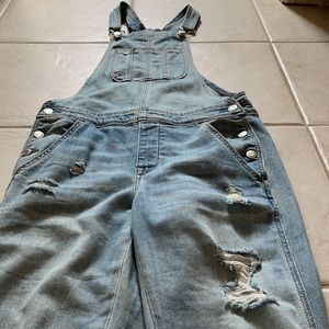 American Eagle Tomgirl Overalls